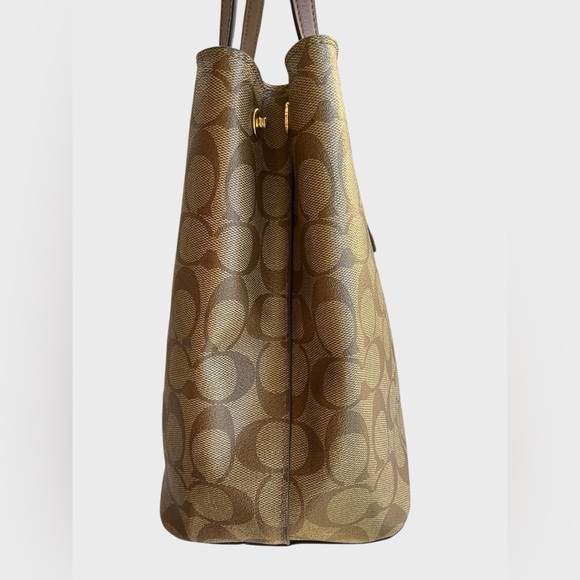 Coach F48722 Keith Haring Avenue Khaki Tote - Picture 9 of 15